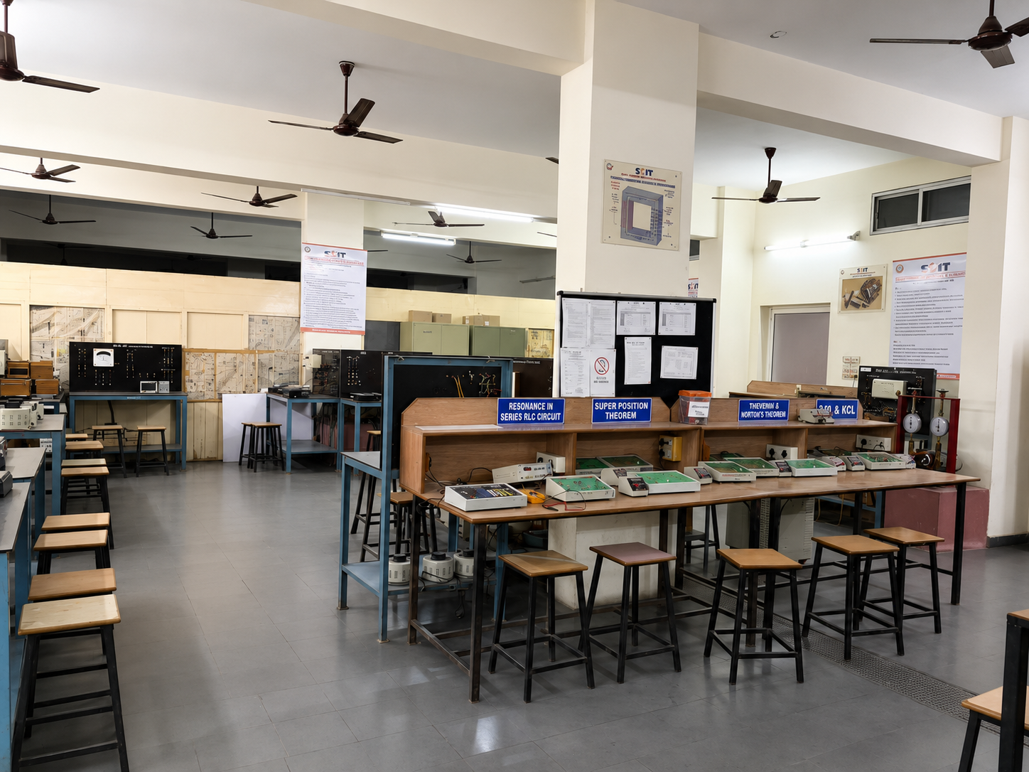 SVIT Computer Lab view 4